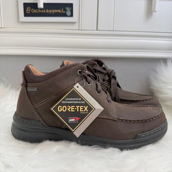 New Men\'s Clarks Rockie2 HIGTX Brown Nubuck Size 7.5